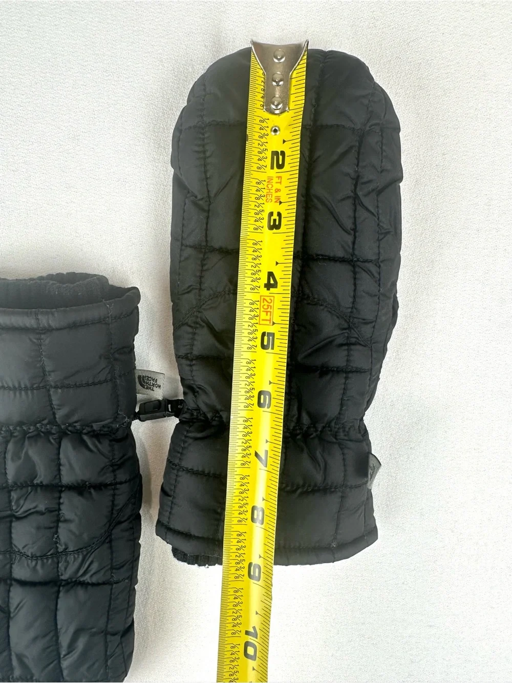 The North Face Quilted Mittens Women's Small Outdoor Cold Weather